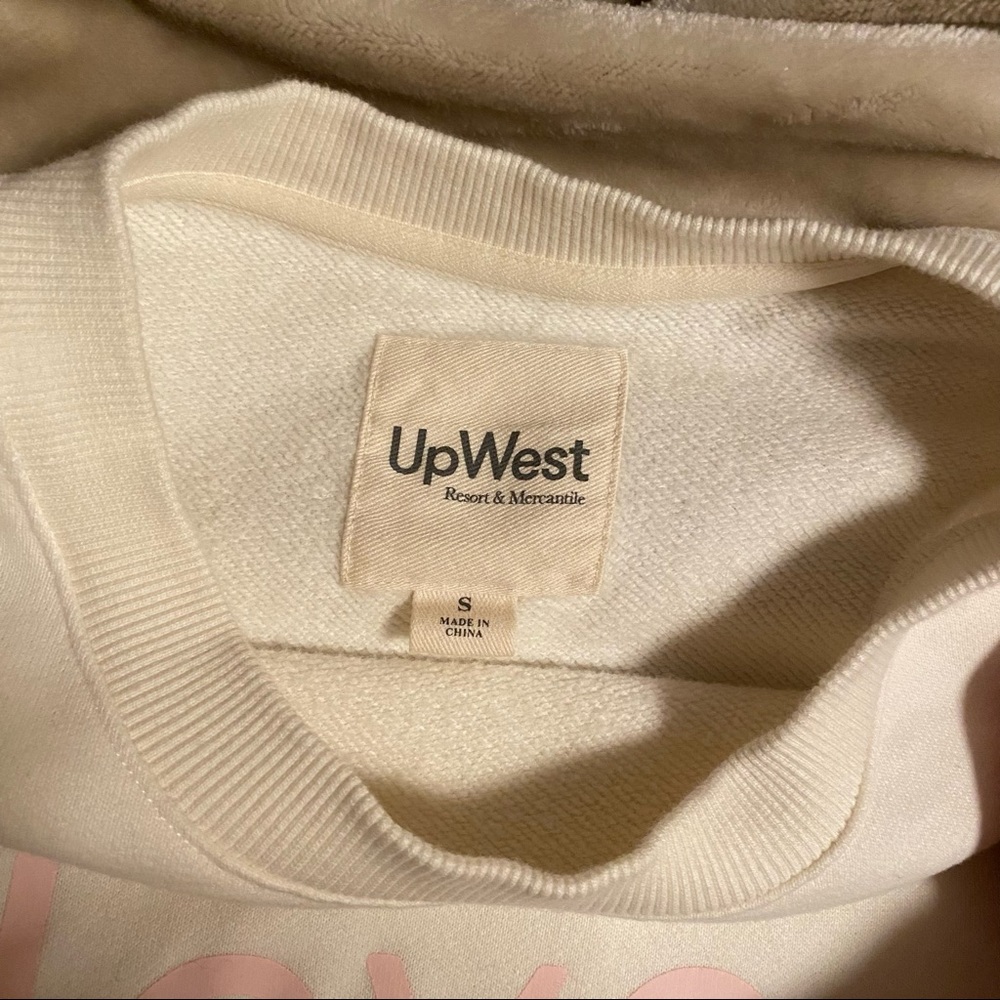 BOUTIQUE CREWNECK - Picture 4 of 4